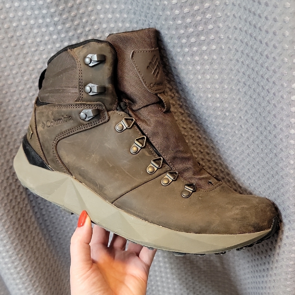 Columbia Sierra Outdry Waterproof Boots Size 10